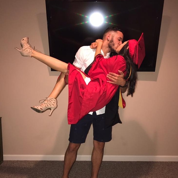 Meet your Posher, Taylor - Picture 1 of 1